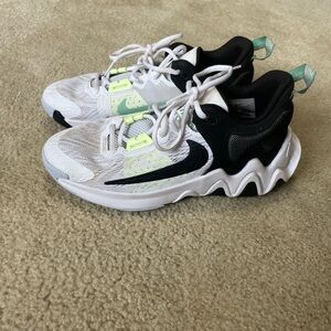 Nike Kids Black and White Sneakers with Lime Accents